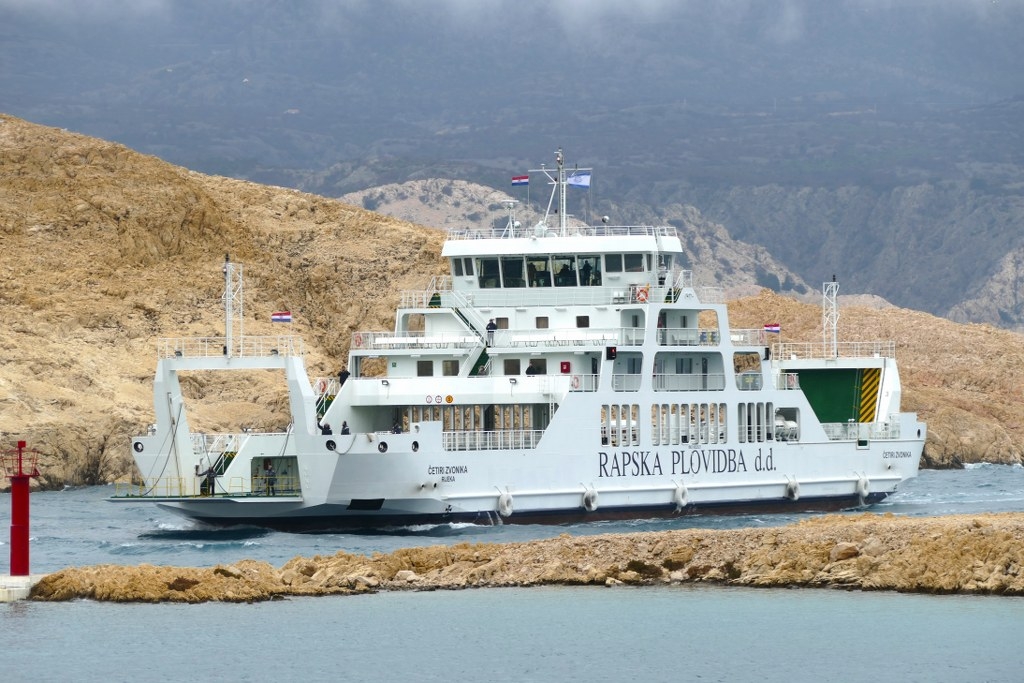 RO-RO ferry Četiri zvonika